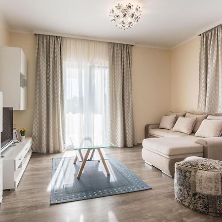 Beautiful Home In Privlaka With Wifi ภายนอก รูปภาพ